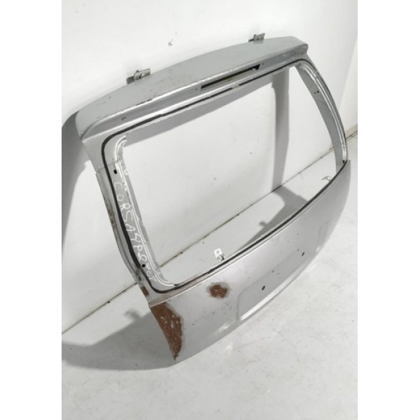Tampa Traseira Citroen C3 2007 A 2012 Detalhe  /21112